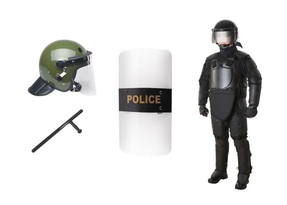 Tactical Riot Control Gear , Anti Riot Equipment Body Armor With Helmet