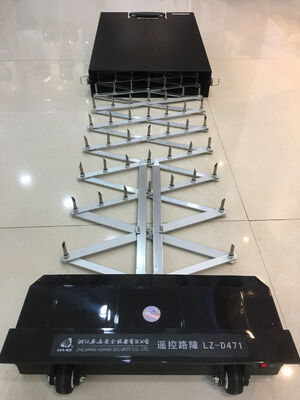 Remote Control Roadblock Used For Tire Deflation Device , Stainless Steel Nail
